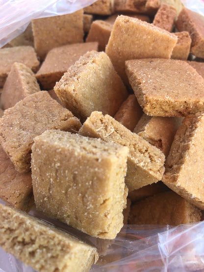 4oz bag: Bone Marrow Biscuits w/ Honey